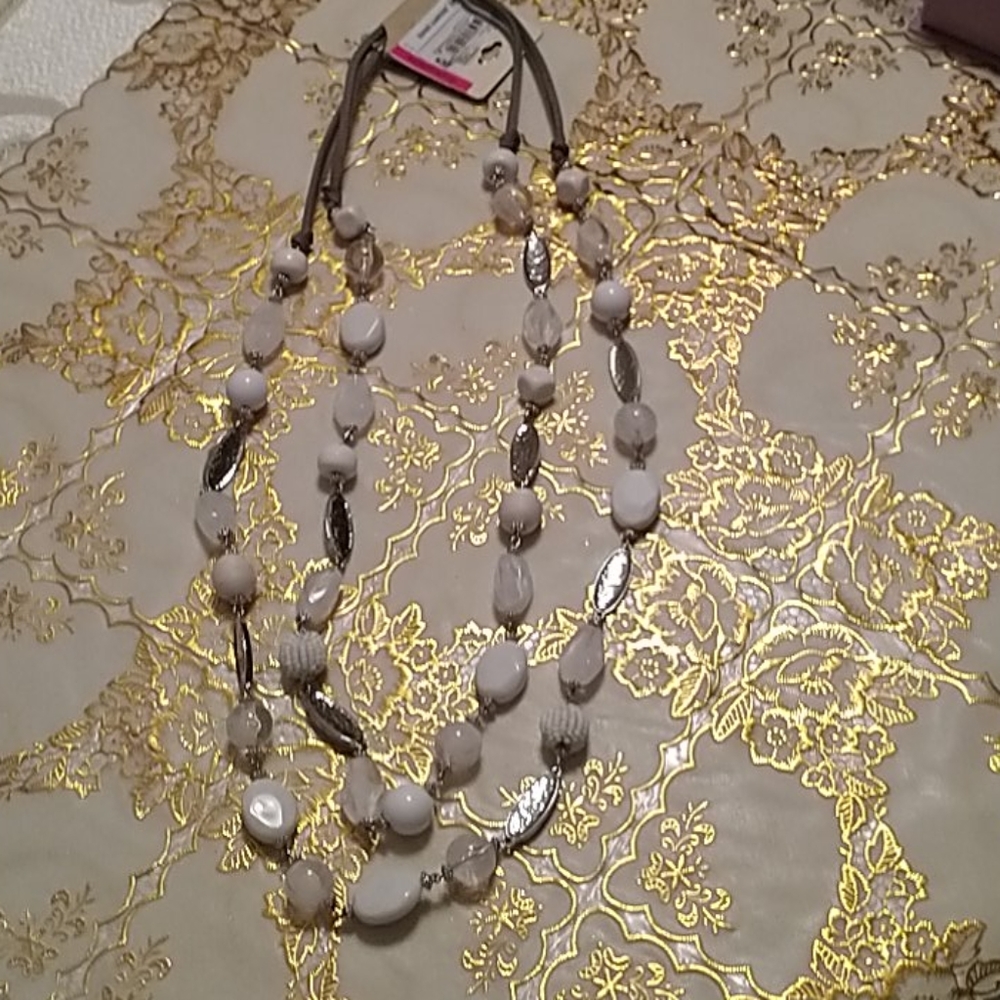 ladies necklace.